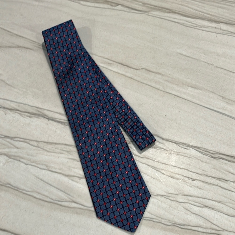 Kenneth Gordon blue and red accent tie